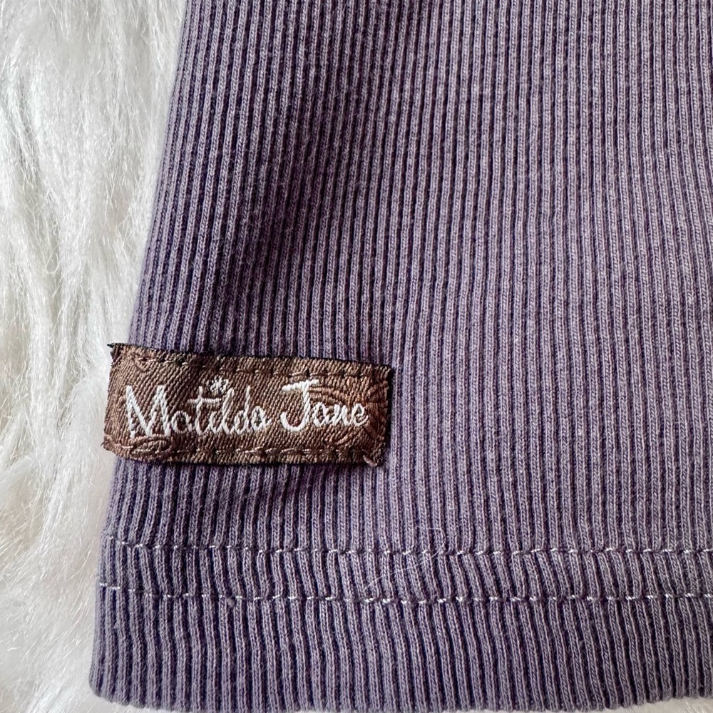 Matilda Jane Size S
Charcoal Ribbed Tank Top - Picture 8 of 8